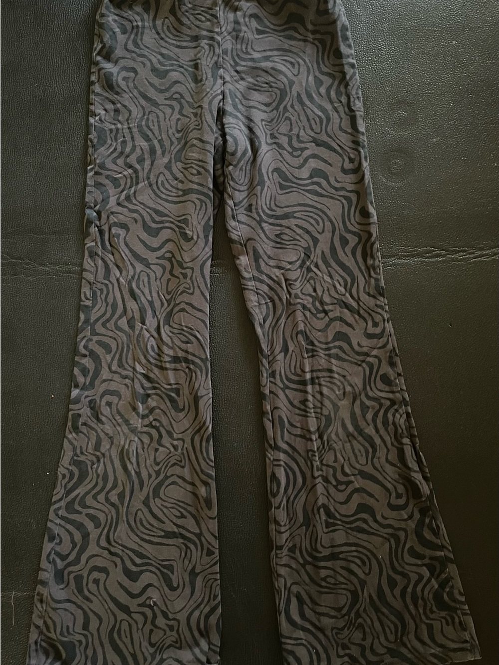 H&M Black and Gray Swirl Pattern Kids Leggings